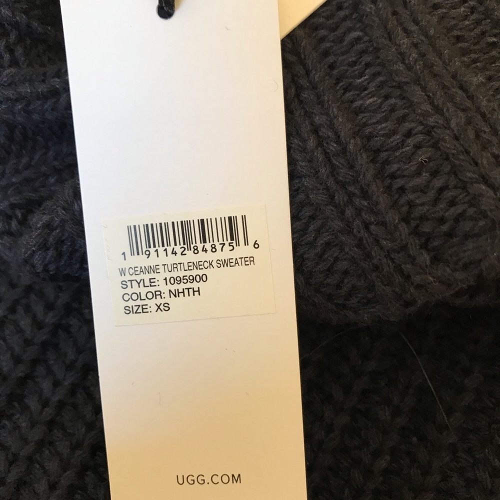 BNWT UGG Turtleneck with bow tied side slits - Picture 2 of 2